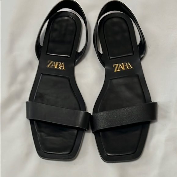 Zara Shoes - Zara Square Toe Slingback Black Sandals